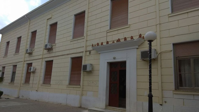 Βαριές «καμπάνες» με αναστολή στους 37 συλληφθέντες για τα επεισόδια έξω από το Δ.Α.Κ. Καρδίτσας