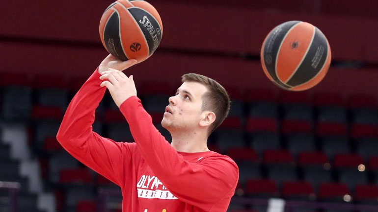 Ολυμπιακός: Nέο πρόβλημα με τον Αγραβάνη