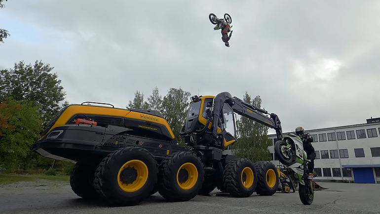 Supersport vs Motocross: Ποιος θα κερδίσει αυτή τη κόντρα;