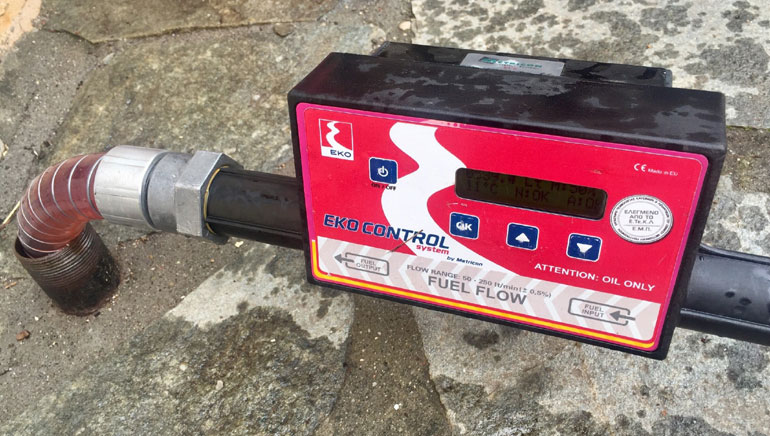 Διοχέτευση πετρελαίου θέρμανσης στις δεξαμενές σχολείου, με χρήση του καινοτόμου συστήματος “EKO Control System”