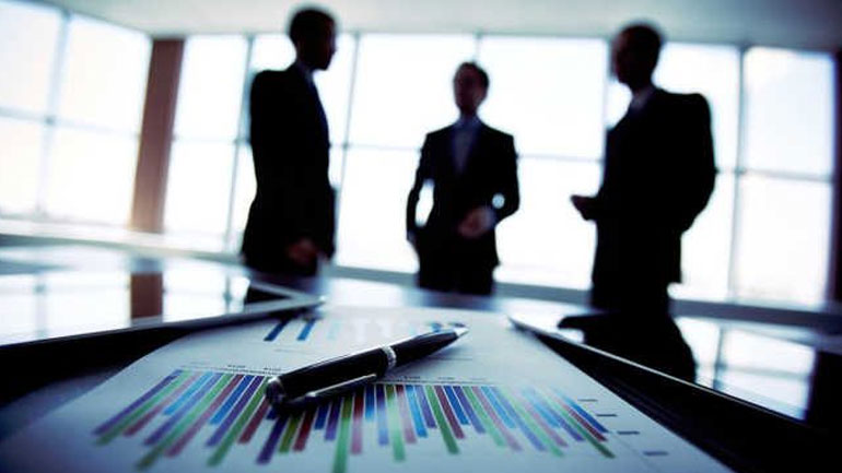 Επιβραδύνεται ο ρυθμός δραστηριότητας των επιχειρήσεων