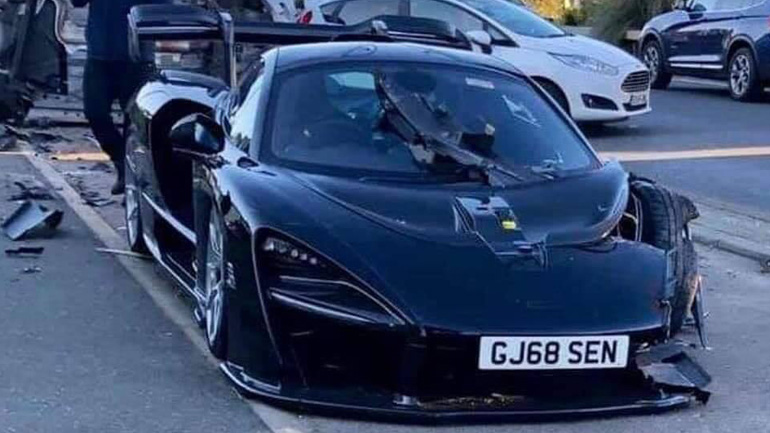 McLaren Senna τράκαρε με Ford Ka+