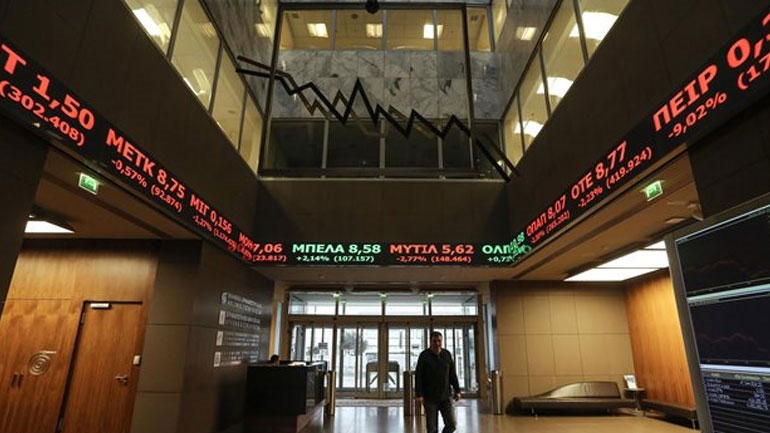Πτωτικές τάσεις στο Χρηματιστήριο Αθηνών