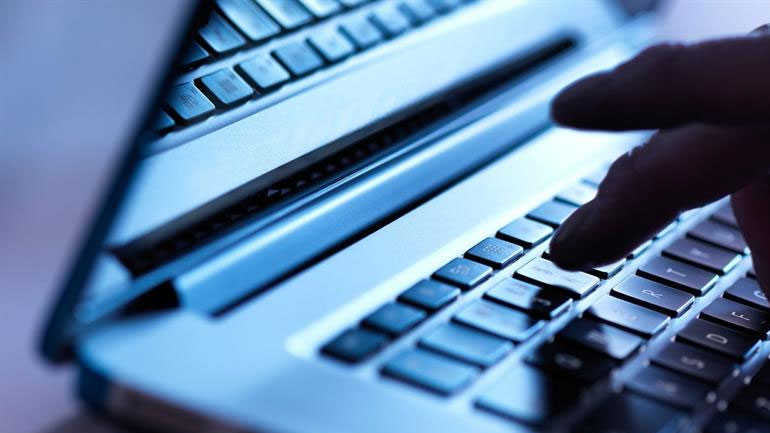 Νέοι κανόνες για τη φορολόγηση των επιχειρήσεων που δραστηριοποιούνται μέσω διαδικτύου