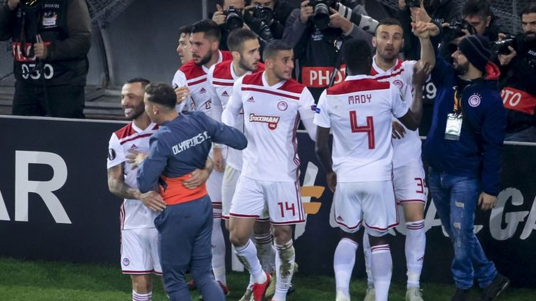 Πριμ 500.000 ευρώ στους παίκτες του Ολυμπιακού ανακοίνωσε ο Μαρινάκης