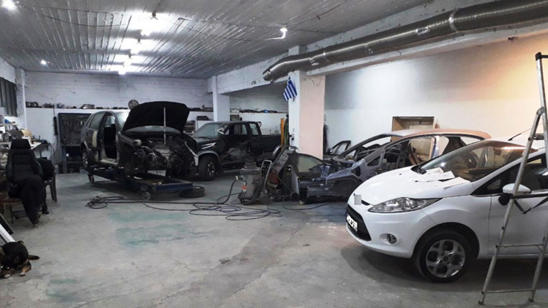 Εξαρθρώθηκε σπείρα κλοπής οχημάτων – Ο εγκέφαλος έδινε εντολές από τη φυλακή