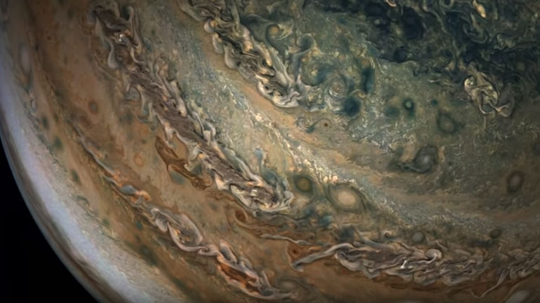 Αποστολή Juno: Εντυπωσιακές εικόνες από τον πλανήτη Δία