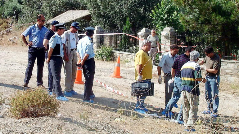 Αποκαλύφθηκε ο δολοφόνος 18 χρόνια μετά το τριπλό έγκλημα στη Θάσο Αποκαλύφθηκε ο δολοφόνος 18 χρόνια μετά το τριπλό έγκλημα στη Θάσο