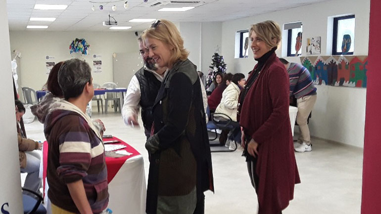 Ρ. Δούρου: “Στο πλευρό μιας προσπάθειας που αφορά την κοινωνική συνοχή”