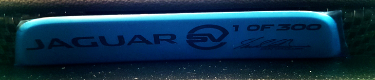 Ένα από τα 300 σε όλο τον κόσμο και με υπογραφή..