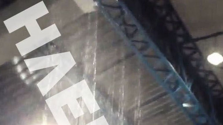 Πλημμύρισε από τη βροχή το κλειστό του Πύργου εν ώρα αγώνα!