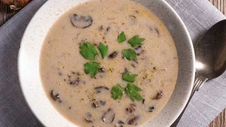 Μανιταρόσουπα με κάστανα