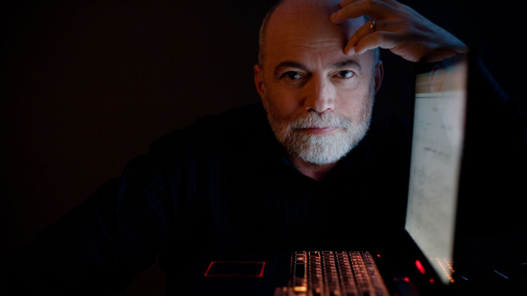 «Έλληνες στον Κόσμο» στο Βασιλικό Θέατρο