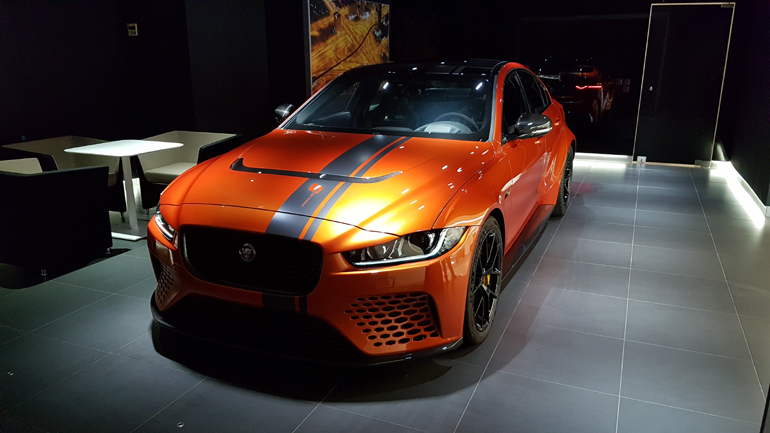 Ένα από τα 300 Jaguar Project 8 βρίσκεται στην Ελλάδα