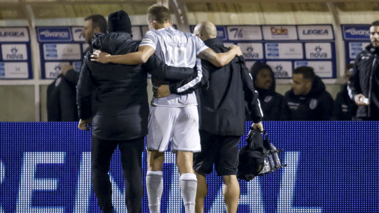 ΠΑΟΚ: Τέλος η σεζόν για τον Βέρνμπλουμ