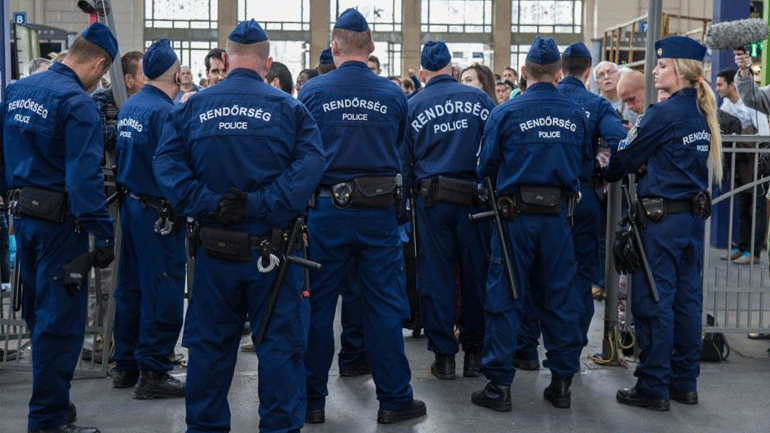 Ουγγαρία: Φρουροί ασφαλείας έδιωξαν βουλευτές της αντπολίτευσης από το κτήριο της δημόσιας τηλεόρασης