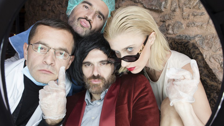 Ο Άσχημος, σε σκηνοθεσία Δημήτρη Λάλου, ξεκίνησε στο Tempus Verum