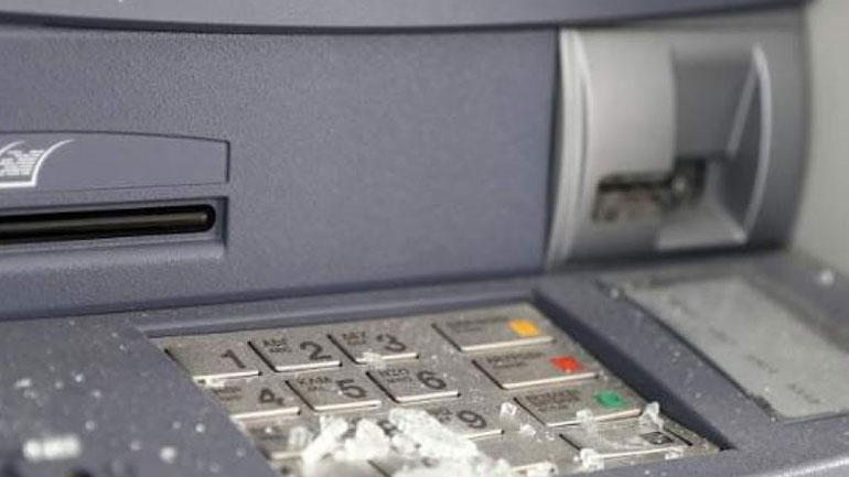 Ανατίναξαν ΑΤΜ στα Γλυκά Νερά