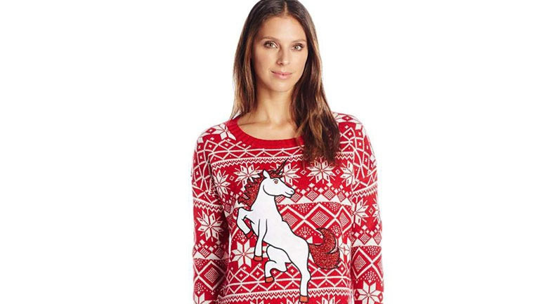Δείτε τις 10 καλύτερες χριστουγεννιάτικες μπλούζες για το 2018