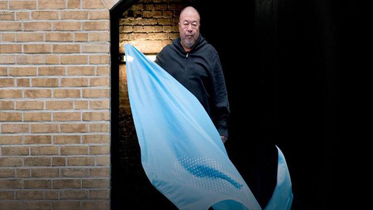 Μια σημαία από τον Άι Γουέι Γουέι για τα ανθρώπινα δικαιώματα