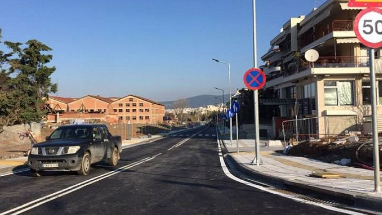 Θεσσαλονίκη: Στην κυκλοφορία η οδός Αλλατίνη – Απομακρύνθηκαν οι λαμαρίνες του μετρό