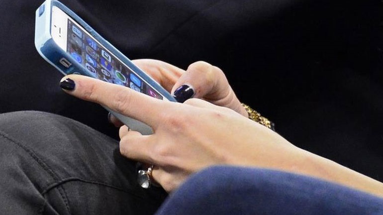 Τι αλλάζει από 1η Ιανουαρίου στα συμβόλαια για κινητά και ίντερνετ