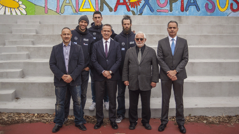 Η Eurobank και η Εθνική Ομάδα Μπάσκετ Ανδρών στο Χριστουγεννιάτικο Γεύμα Αγάπης του Παιδικού Χωριού SOS Βάρης