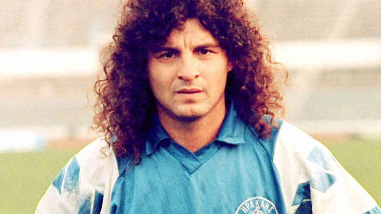 Οι «Θρύλοι των Γηπέδων» παρουσιάζουν την ιστορία του Βασίλη Χατζηπαναγή, στο COSMOTE HISTORY HD