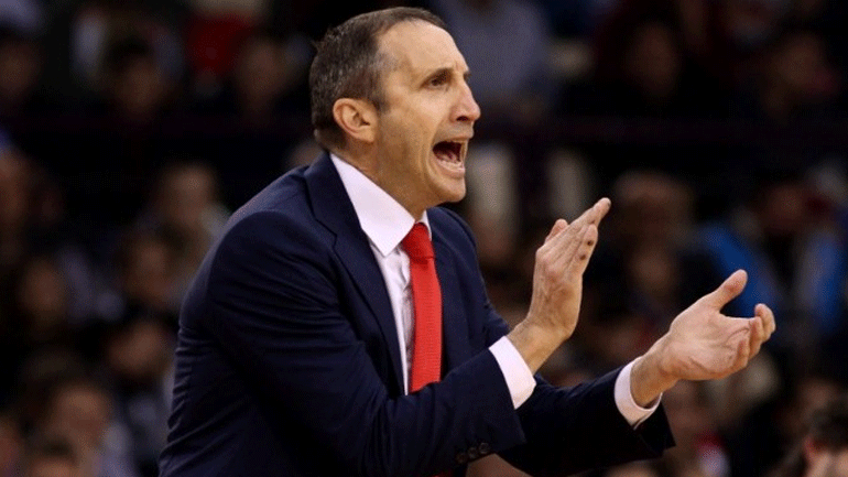 Μπλατ: «Στεναχωριέμαι που έφυγε ο Πασκουάλ»