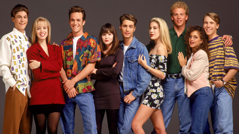 Επανέρχεται στη μικρή οθόνη η τηλεοπτική σειρά «Beverly Hills 90210»