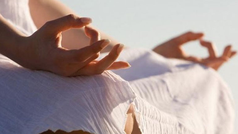 Μπορεί η γιόγκα να βελτιώσει τη σεξουαλική λειτουργία;