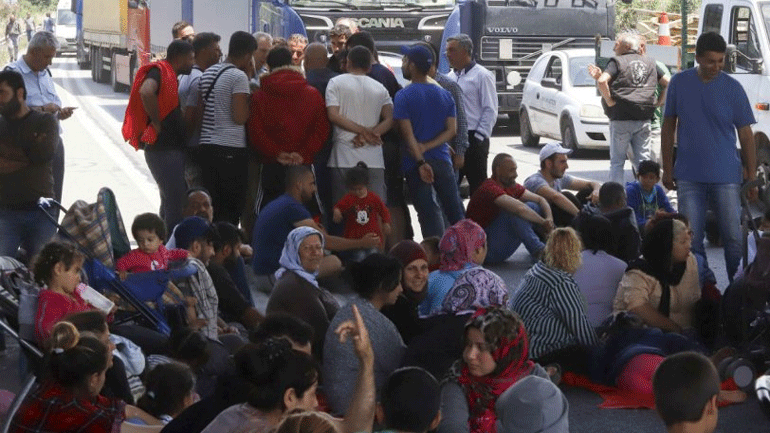 Τουρκία: Περίπου 300.000 Σύροι επέστρεψαν στα σπίτια τους μετά τις στρατιωτικές επιχειρήσεις