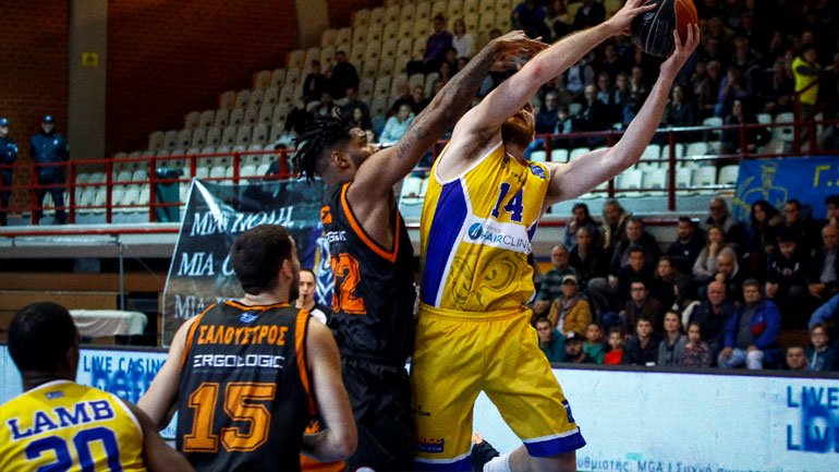 Πέρασε νικηφόρα από το Λαύριο ο Προμηθέας