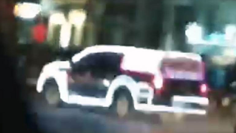 Κρήτη: Το πιο στολισμένο 4×4 έκανε τσάρκα στο κέντρο του Ηρακλείου