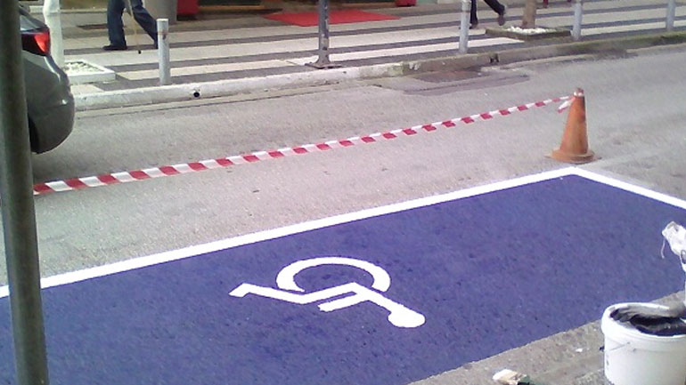 Έργα σήμανσης σε δρόμους του Αγρινίου