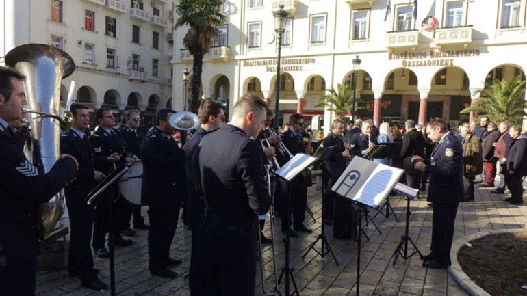 Τη Χριστουγεννιάτικη πλατεία του εγκαινίασε το Επαγγελματικό Επιμελητήριο Θεσσαλονίκης