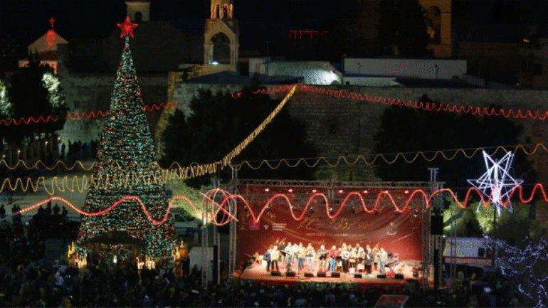 Παλαιστίνη: Χιλιάδες πιστοί συρρέουν στη Βηθλεέμ για να γιορτάσουν τα Χριστούγεννα
