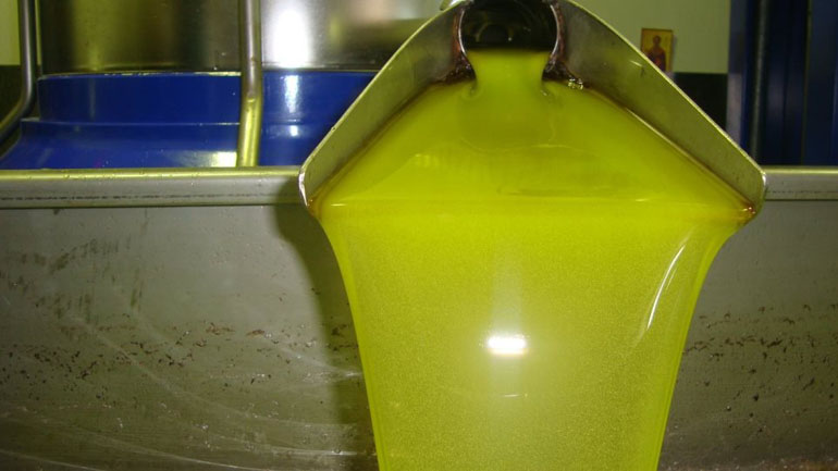 Εύβοια: Τριπλή απάτη σε βάρος εμπόρου λαδιού