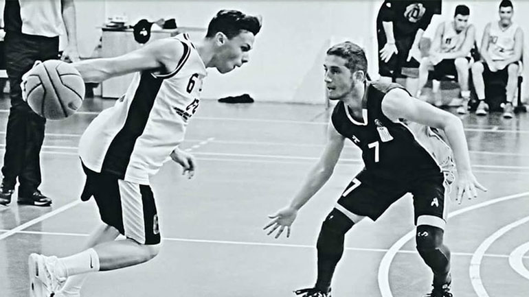 Έχασε τη ζωή του σε τροχαίο 20χρονος αθλητής του μπάσκετ