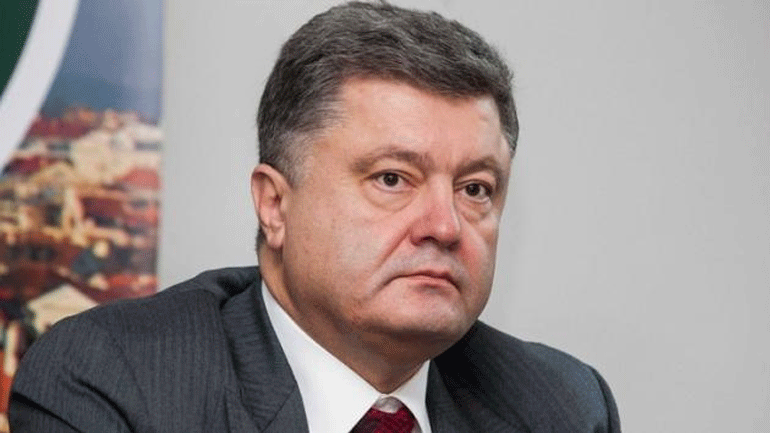 Ουκρανία: Ο Ποροσένκο αίρει τον στρατιωτικό νόμο