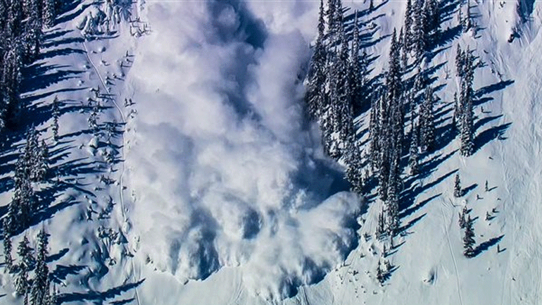 Γαλλία: 12χρονος ανασύρθηκε ζωντανός από χιονοστιβάδα