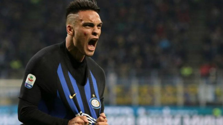 Νικήτρια στο ντέρμπι η Ίντερ, 1-0 τη Νάπολι με γκολ στις καθυστερήσεις