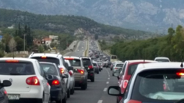 Θεσσαλονίκη: Μείωση των τροχαίων δυστυχημάτων κατά την έξοδο και την επιστροφή των Χριστουγέννων