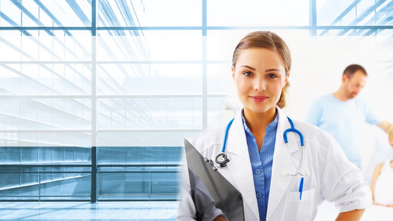 Οικογενειακός γιατρός: Κανονικά η πρόσβαση στις υπηρεσίες περίθαλψης για όσους δεν εγγραφούν