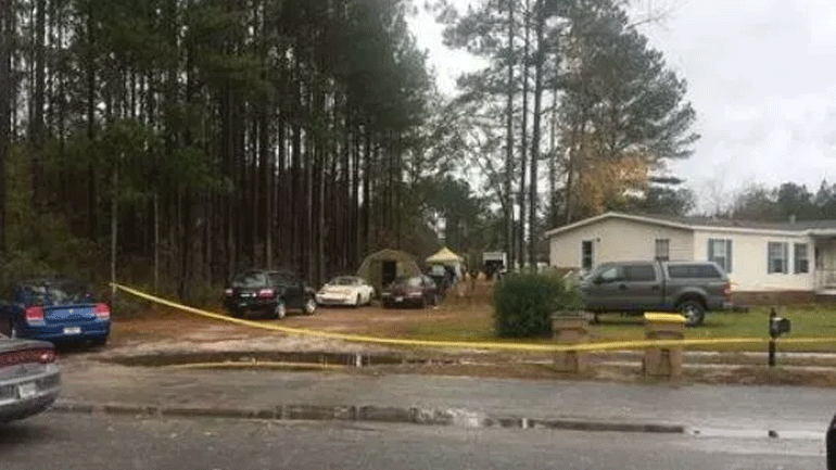 ΗΠΑ: «Άγιος Βασίλης» δολοφόνος – Σκότωσε και έθαψε τα παιδιά του