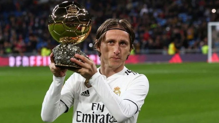 Μόντριτς: «Να κλείσω την καριέρα μου στη Ρεάλ Μαδρίτης»