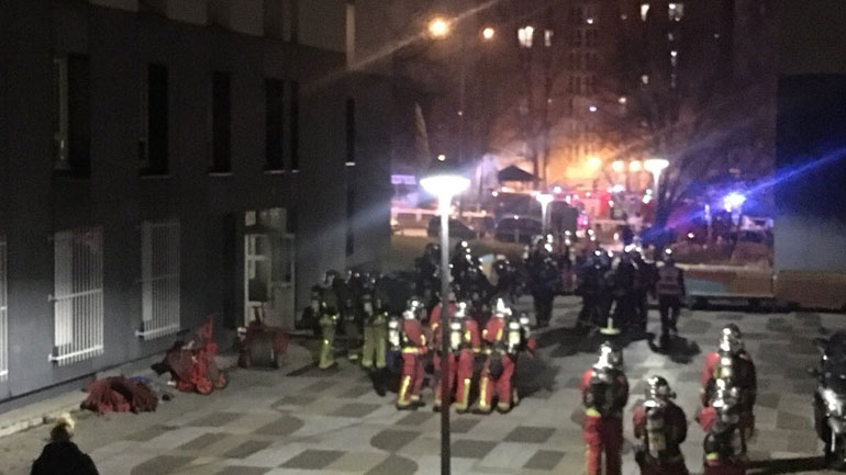 Τραγωδία στο Παρίσι: Νεαρή και δύο ανήλικα πέθαναν έπειτα από φωτιά σε πολυκατοικία
