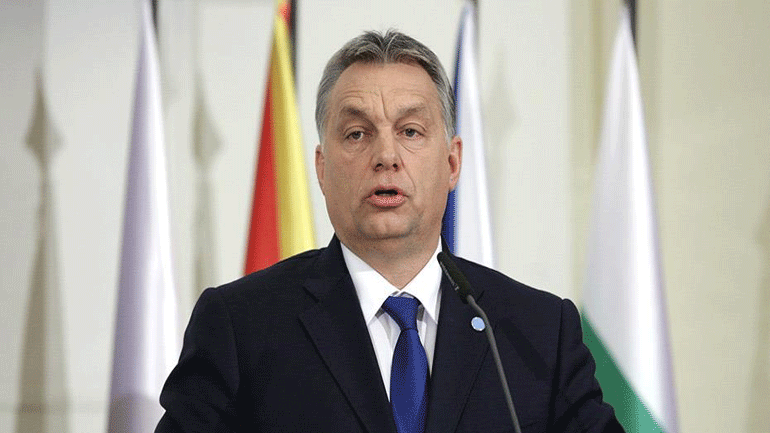 Ουγγαρία: Σφοδρή κριτική στον Όρμπαν για μετακίνηση αγάλματος