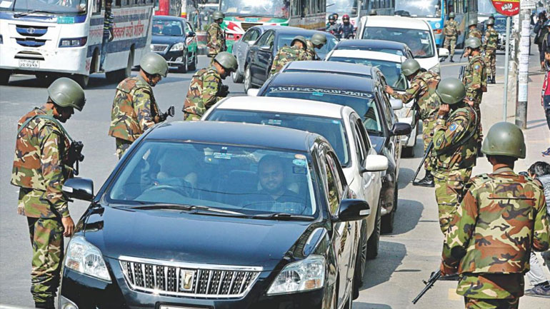 Μπανγκλαντές: Στον δρόμο 600.000 μέλη της αστυνομίας για τις βουλευτικές εκλογές