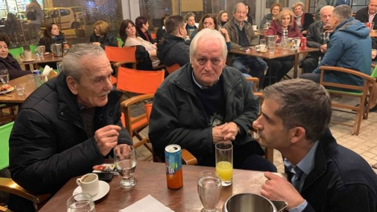 Μπακογιάννης: «Η ζωή στα Πετράλωνα θα ήταν καλύτερη με φωτισμό, καθαριότητα, αθλητικούς χώρους»